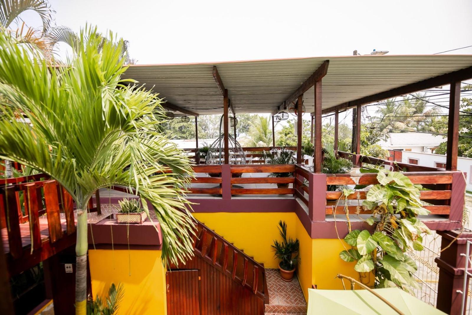 Hotel Bahia Тела Екстериор снимка
