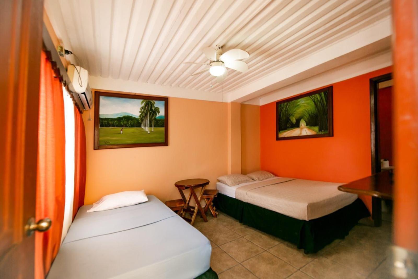 Hotel Bahia Тела Екстериор снимка