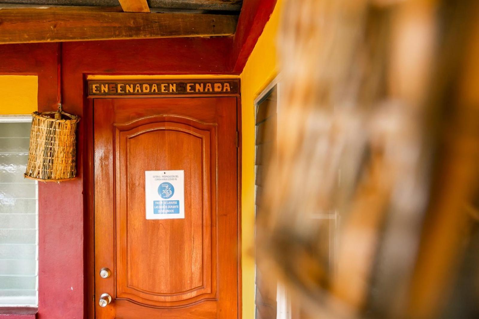 Hotel Bahia Тела Екстериор снимка