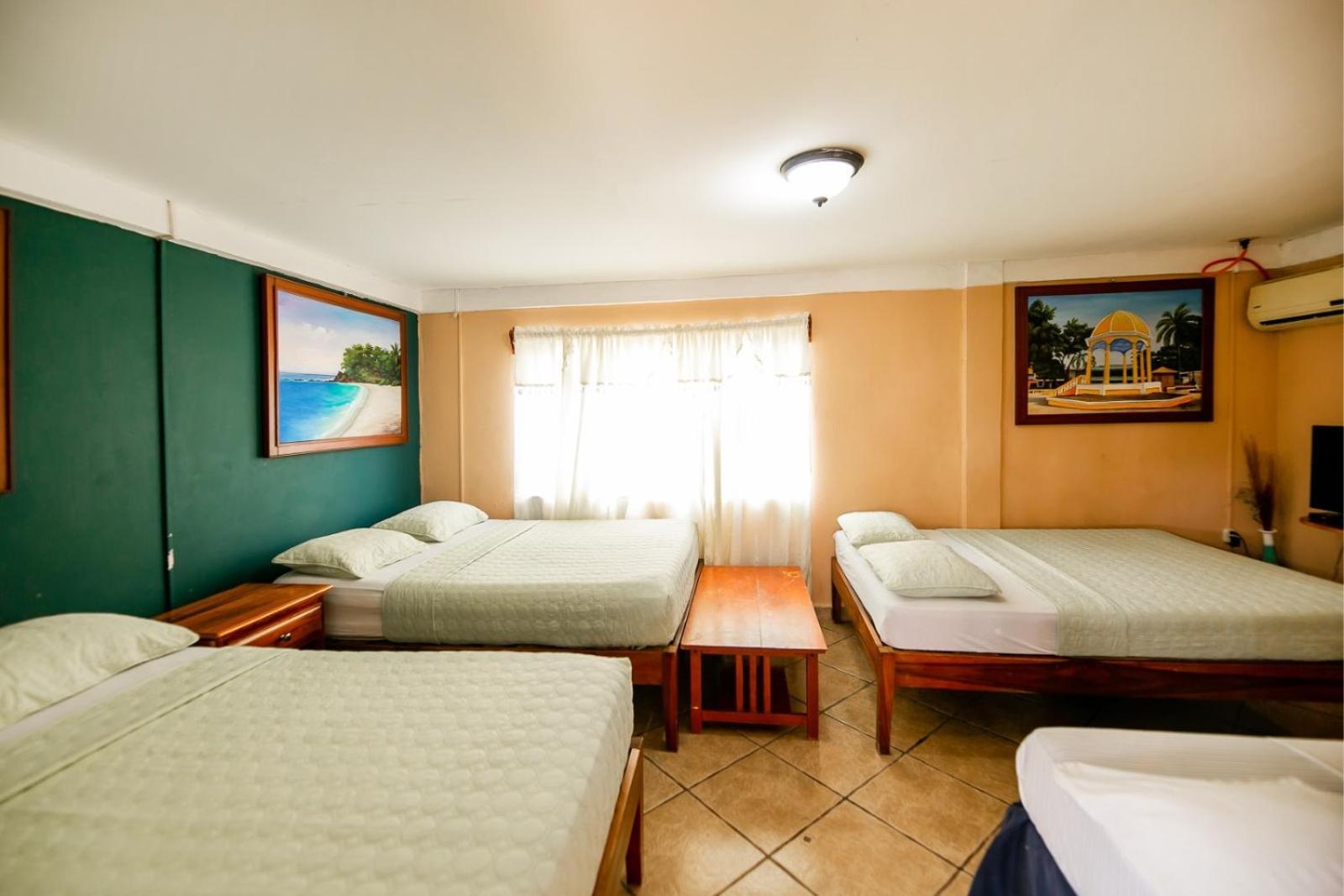 Hotel Bahia Тела Екстериор снимка